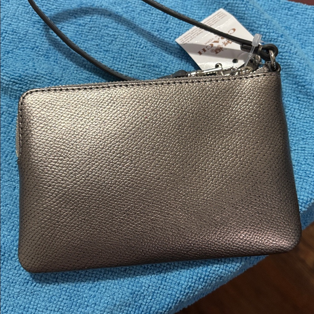 Coach Silver wristlet with bow turnlock nwt - Picture 3 of 8